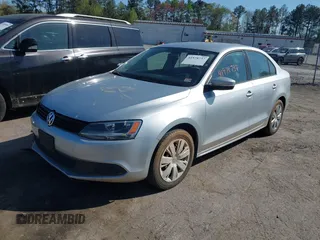 2014 Volkswagen Jetta Sedan SE with VIN 3VWD17AJ3EM362999, listed as a IAAI auction lot 41978737 with 121,178 mi miles. Bid and sale history available at carsss.com. Image 2.