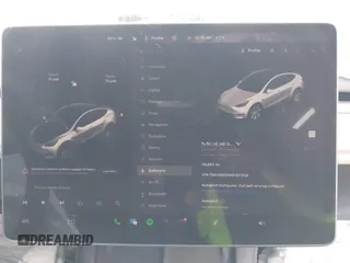 2022 Tesla Model Y Long Range z VIN 7SAYGDEE6NF451259, wystawiony jako IAAI lot #41200775 z przebiegiem 59 683 mil mil oraz . Historia ofert i sprzedaży dostępna na DreamBid. Obrazek 7.