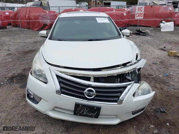 2013 Nissan Altima 3.5 SL with VIN 1N4BL3AP9DN554407, listed as a IAAI auction lot 41394630 with 134,500 mi miles. Bid and sale history available at carsss.com. Image 12.
