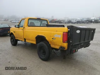 1996 Ford F-250 with VIN 1FTHF26H0TEA60488, listed as a Copart auction lot 43141165 with 0 mi miles and Salvage Title. Bid and sale history available at carsss.com. Image 2.