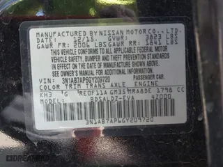 2016 Nissan Sentra SR with VIN 3N1AB7AP6GY209720, listed as a IAAI auction lot 41830411 with 98,932 mi miles. Bid and sale history available at carsss.com. Image 9.
