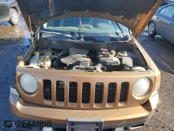 2011 Jeep Patriot Latitude X with VIN 1J4NF4GBXBD165241, listed as a Copart auction lot 46811435 with 197,802 mi miles and Clean Title. Bid and sale history available at DreamBid. Image 11.