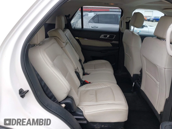 2017 Ford Explorer Platinum z VIN 1FM5K8HT3HGB64709, wystawiony jako IAAI lot #42482266 z przebiegiem 241 573 mil mil oraz . Historia ofert i sprzedaży dostępna na DreamBid. Obrazek 8.