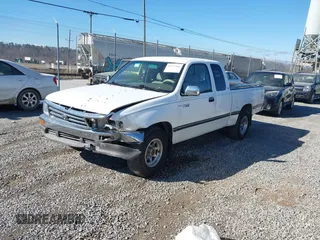 1997 Toyota T100 DX z VIN JT4TN12D9V0037897, wystawiony jako IAAI lot #41737986 z przebiegiem 233 106 mil mil oraz . Historia ofert i sprzedaży dostępna na DreamBid. Obrazek 17.