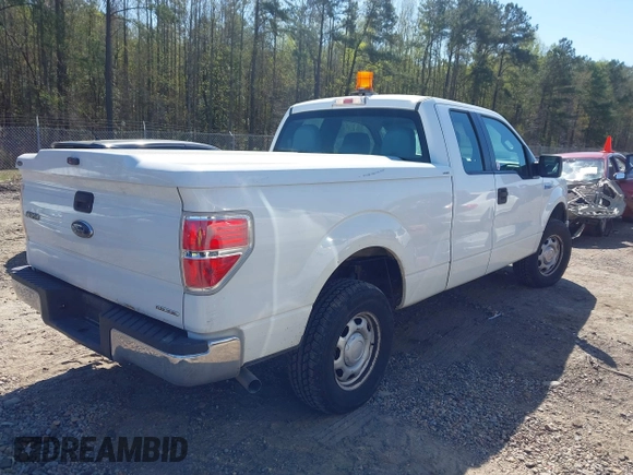 2013 Ford F-150 XL с VIN 1FTEX1EM9DKF27158, выставлен на аукционе IAAI как лот 41893593 с пробегом 254 602 миль миль и . История ставок и продаж доступна на DreamBid. Изображение 4.