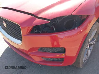 2018 Jaguar F-Pace S z VIN SADCM2FV6JA297985, wystawiony jako IAAI lot #42068647 z przebiegiem 40 521 mil mil oraz . Historia ofert i sprzedaży dostępna na DreamBid. Obrazek 6.