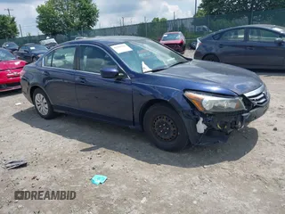 2011 Honda Accord LX z VIN 1HGCP2F36BA016661, wystawiony jako IAAI lot #42387781 z przebiegiem 201 762 mil mil oraz . Historia ofert i sprzedaży dostępna na DreamBid. Obrazek 1.