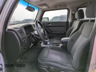 2008 Hummer H3 with VIN 5GTEN33E988187406, listed as a Copart auction lot 81127844 with 118,145 mi miles and Salvage Title. Bid and sale history available at DreamBid. Image 7.