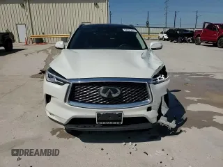 2019 Infiniti QX50 Luxe z VIN 3PCAJ5M32KF146620, wystawiony jako Copart lot #52207235 z przebiegiem 69 057 mil mil oraz Czysty tytuł • Clean title. Historia ofert i sprzedaży dostępna na DreamBid. Obrazek 15.
