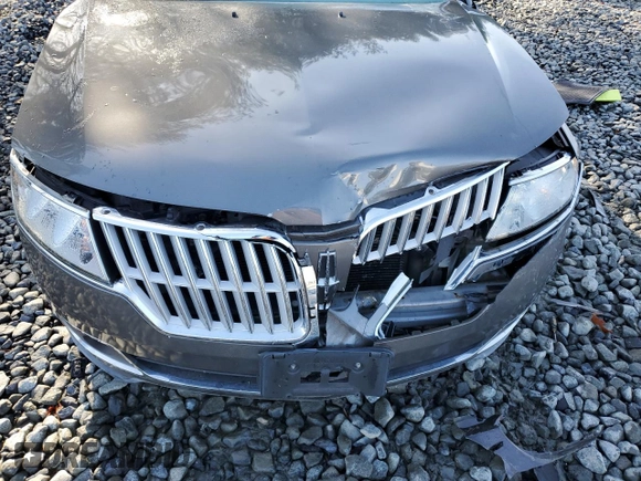 2012 Lincoln MKZ with VIN 3LNHL2JC7CR810031, listed as a Copart auction lot 81456284 with 54,328 mi miles and Salvage Title. Bid and sale history available at DreamBid. Image 13.