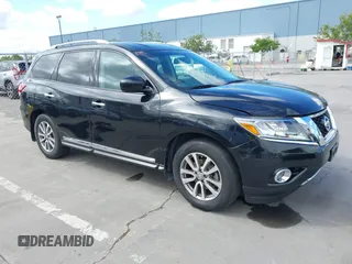 2015 Nissan Pathfinder SV with VIN 5N1AR2MN7FC682812, listed as a IAAI auction lot 42258264 with 74,495 mi miles and . Bid and sale history available at DreamBid. Image 1.