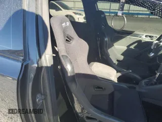 2010 Volkswagen GTI z VIN WVWED7AJ6AW427983, wystawiony jako Copart lot #84113864 z przebiegiem 163 047 mil mil oraz Szkoda całkowita • Salvage title. Historia ofert i sprzedaży dostępna na DreamBid. Obrazek 11.
