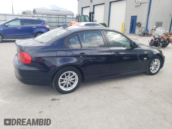 2010 BMW 3 Series 328i xDrive with VIN WBAPK5C54AA651783, listed as a Copart auction lot 47863005 with 150,640 mi miles and Clean title. Bid and sale history available at DreamBid. Image 3.