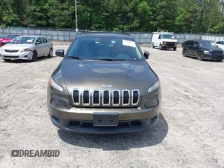 2015 Jeep Cherokee Sport with VIN 1C4PJLAB0FW660722, listed as a IAAI auction lot 42480650 with 272,396 mi miles and . Bid and sale history available at DreamBid. Image 6.