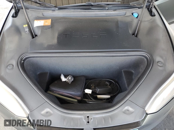 2018 Tesla Model S 75D with VIN 5YJSA1E21JF282786, listed as a Copart auction lot 58058595 with 65,982 mi miles and Salvage title. Bid and sale history available at DreamBid. Image 11.