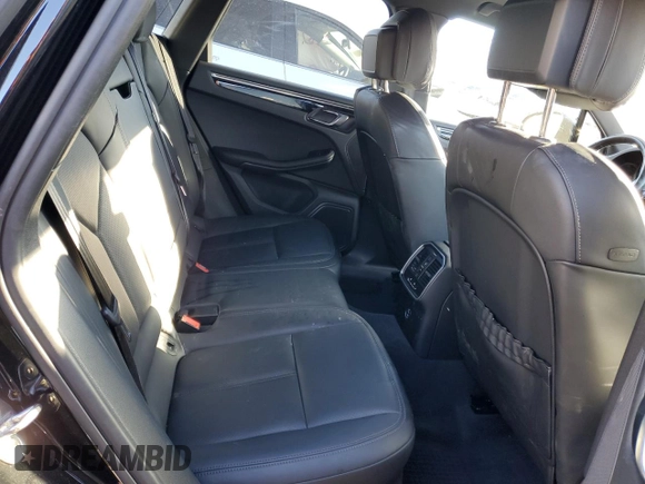 2023 Porsche Macan S с VIN WP1AG2A58PLB39600, выставлен на аукционе Copart как лот 42609675 с пробегом 23 431 миль миль и Списание • Salvage title. История ставок и продаж доступна на DreamBid. Изображение 10.