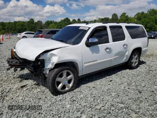 2008 Chevrolet Suburban LTZ z VIN 3GNFK16308G146182, wystawiony jako Copart lot #56336645 z przebiegiem 217 561 mil mil oraz Szkoda całkowita • Salvage title. Historia ofert i sprzedaży dostępna na DreamBid. Obrazek 1.