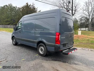 2019 Mercedes-Benz Sprinter Cargo Van with VIN WD4PF0CD7KP043925, listed as a Copart auction lot 54732745 with 75,694 mi miles and Clean Title. Bid and sale history available at carsss.com. Image 3.