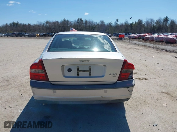 2000 Volvo S80 with VIN YV1TS94D3Y1113398, listed as a IAAI auction lot 42062279 with 112,752 mi miles. Bid and sale history available at carsss.com. Image 15.