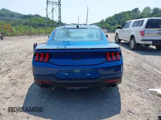 2024 Ford Mustang GT z VIN 1FA6P8CF8R5419756, wystawiony jako IAAI lot #42482363 z przebiegiem 20 480 mil mil oraz . Historia ofert i sprzedaży dostępna na DreamBid. Obrazek 17.