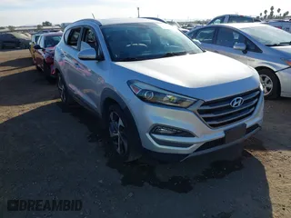 2016 Hyundai Tucson Sport with VIN KM8J33A20GU152145, listed as a IAAI auction lot 41250885 with 117,841 mi miles. Bid and sale history available at carsss.com. Image 1.