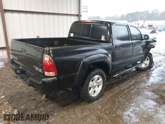 2006 Toyota Tacoma PreRunner z VIN 3TMJU62NX6M022436, wystawiony jako IAAI lot #41566792 z przebiegiem 273 922 mil mil oraz . Historia ofert i sprzedaży dostępna na DreamBid. Obrazek 4.
