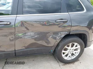 2016 Jeep Cherokee Latitude с VIN 1C4PJMCS3GW118356, выставлен на аукционе IAAI как лот 42342091 с пробегом 143 726 миль миль и . История ставок и продаж доступна на DreamBid. Изображение 17.