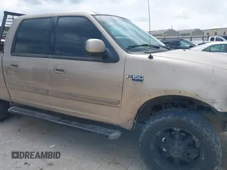 2003 Ford F-150 XLT with VIN 1FTRW08653KA87935, listed as a IAAI auction lot 42101353 with 1 mi miles. Bid and sale history available at carsss.com. Image 6.