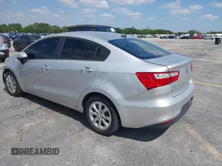 2017 Kia Rio LX with VIN KNADM4A32H6044013, listed as a IAAI auction lot 42063270 with 138,419 mi miles. Bid and sale history available at carsss.com. Image 3.