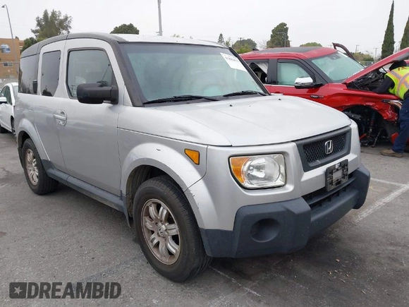 2006 Honda Element EX-P with VIN 5J6YH28726L024164, listed as a IAAI auction lot 41882027 with 210,167 mi miles and . Bid and sale history available at DreamBid. Image 1.