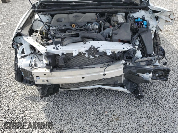 2022 Toyota Camry SE with VIN 4T1T11AK6NU062627, listed as a Copart auction lot 49185615 with 40,788 mi miles and Salvage Title. Bid and sale history available at carsss.com. Image 11.