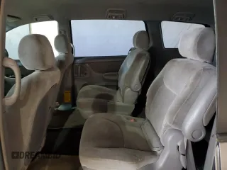 2004 Toyota Sienna with VIN 5TDZA29C24S020556, listed as a Copart auction lot 49526725 with 243,468 mi miles and Clean Title. Bid and sale history available at DreamBid. Image 11.