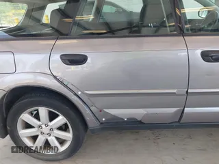 2008 Subaru Outback i z VIN 4S4BP61C887307253, wystawiony jako IAAI lot #42233533 z przebiegiem 116 651 mil mil oraz . Historia ofert i sprzedaży dostępna na DreamBid. Obrazek 6.