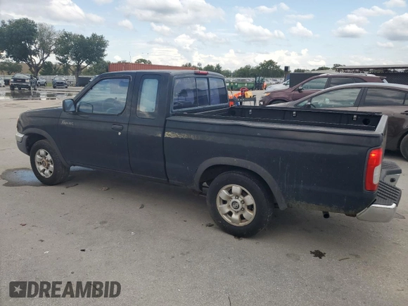 1998 Nissan Frontier XE z VIN 1N6DD26S3WC335610, wystawiony jako Copart lot #59061785 z przebiegiem 158 550 mil mil oraz Czysty tytuł • Clean title. Historia ofert i sprzedaży dostępna na DreamBid. Obrazek 2.
