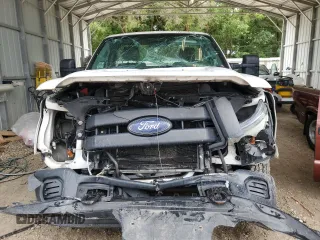 2013 Ford F-250 XL с VIN 1FTBF2A61DEB82046, выставлен на аукционе Copart как лот 56550845 с пробегом 263 763 миль миль и Списание • Salvage title. История ставок и продаж доступна на DreamBid. Изображение 5.