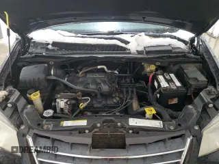 2009 Chrysler Town & Country Touring with VIN 2A8HR54169R665716, listed as a Copart auction lot 87646945 with 152,563 mi miles and Salvage Title. Bid and sale history available at DreamBid. Image 12.