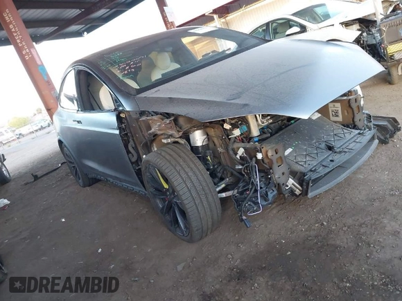 2022 Tesla Model X Plaid z VIN 7SAXCBE69NF352875, wystawiony jako IAAI lot #41964970 z przebiegiem 34 065 mil mil oraz . Historia ofert i sprzedaży dostępna na DreamBid. Obrazek 1.