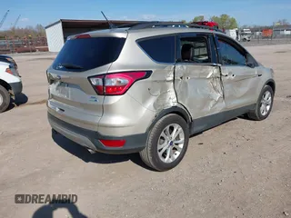 2018 Ford Escape SEL with VIN 1FMCU9HD7JUB30814, listed as a IAAI auction lot 41845501 with 43,293 mi miles. Bid and sale history available at carsss.com. Image 4.