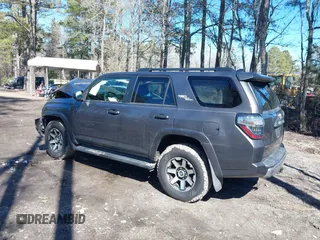 2019 Toyota 4Runner SR5 с VIN JTEBU5JR7K5661632, выставлен на аукционе IAAI как лот 41634341 с пробегом 65 485 миль миль и . История ставок и продаж доступна на DreamBid. Изображение 3.