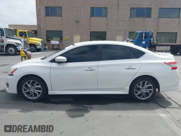 2013 Nissan Sentra SR z VIN 3N1AB7AP7DL776088, wystawiony jako IAAI lot #42484496 z przebiegiem 96 999 mil mil oraz . Historia ofert i sprzedaży dostępna na DreamBid. Obrazek 14.