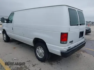2014 Ford Econoline Cargo Commercial z VIN 1FTNE2EW7EDA00870, wystawiony jako IAAI lot #42384856 z przebiegiem 156 312 mil mil oraz . Historia ofert i sprzedaży dostępna na DreamBid. Obrazek 3.