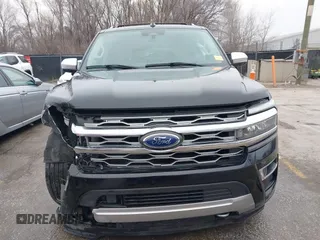 2023 Ford Expedition Platinum with VIN 1FMJU1M8XPEA35684, listed as a IAAI auction lot 41499176 with 29,684 mi miles. Bid and sale history available at carsss.com. Image 13.