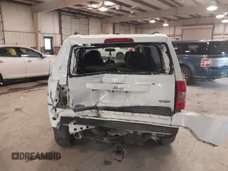 2014 Jeep Patriot Latitude with VIN 1C4NJPFA3ED739925, listed as a IAAI auction lot 41623546 with 130,374 mi miles and . Bid and sale history available at carsss.com. Image 16.