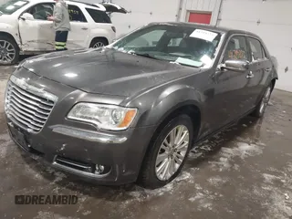 2014 Chrysler 300 C with VIN 2C3CCAKG8EH345577, listed as a IAAI auction lot 41719373 with 152,081 mi miles and . Bid and sale history available at carsss.com. Image 17.