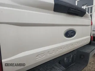 2017 Ford F-250 Lariat with VIN 1FT7W2BT6HEB52976, listed as a IAAI auction lot 42731339 with 267,628 mi miles and . Bid and sale history available at DreamBid. Image 23.