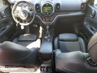 2018 MINI Countryman Cooper S с VIN WMZYT3C31J3E93921, выставлен на аукционе Copart как лот 49410385 с пробегом 65 657 миль миль и Списание • Salvage title. История ставок и продаж доступна на DreamBid. Изображение 8.