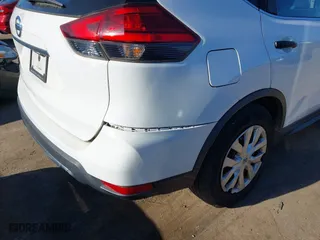 2017 Nissan Rogue SV with VIN KNMAT2MT9HP560033, listed as a IAAI auction lot 41396661 with 200,717 mi miles. Bid and sale history available at carsss.com. Image 19.