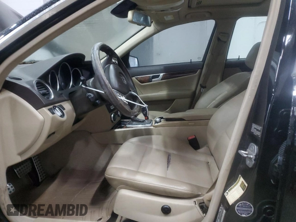 2012 Mercedes-Benz C 300 Sport with VIN WDDGF8BB3CR225609, listed as a Copart auction lot 57997535 with 171,290 mi miles and Clean title. Bid and sale history available at DreamBid. Image 7.