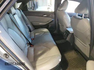 2020 Toyota Avalon Hybrid XLE z VIN 4T1A21FB7LU014807, wystawiony jako Copart lot #38368943 z przebiegiem 40 015 mil mil oraz . Historia ofert i sprzedaży dostępna na DreamBid. Obrazek 10.