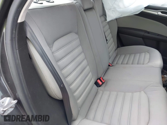 2015 Ford Fusion S Hybrid with VIN 3FA6P0UU7FR167229, listed as a IAAI auction lot 41684934 with 135,317 mi miles. Bid and sale history available at carsss.com. Image 8.